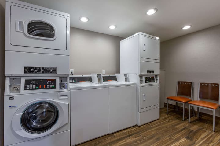 Best Western Plus King's Inn & Suites