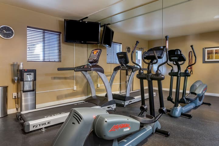 Best Western Plus King's Inn & Suites