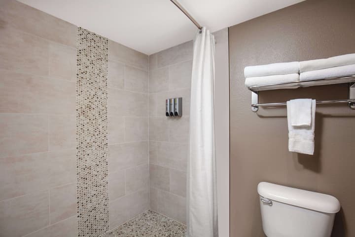Best Western Plus King's Inn & Suites