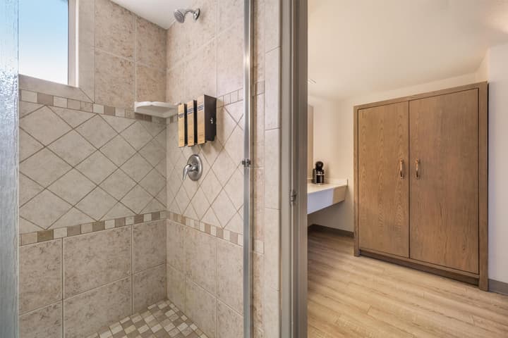 Best Western Plus King's Inn & Suites