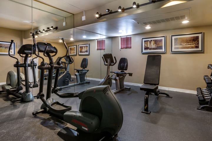 Best Western Plus King's Inn & Suites
