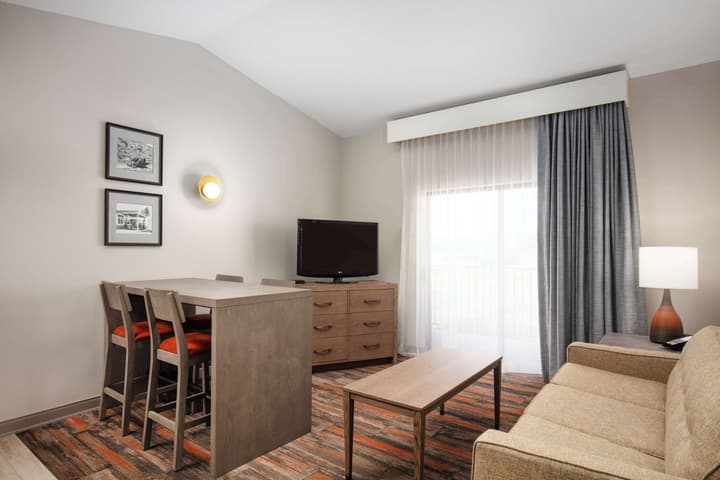 Best Western Plus King's Inn & Suites