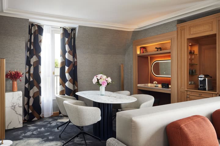 Sofitel Paris Baltimore Tour Eiffel Hotel