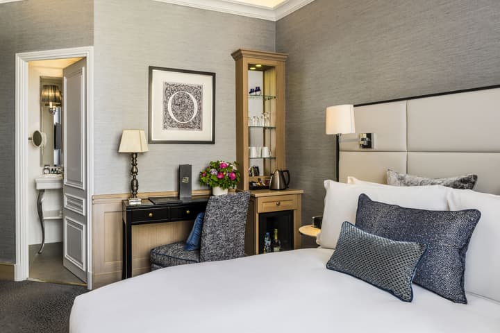 Sofitel Paris Baltimore Tour Eiffel Hotel