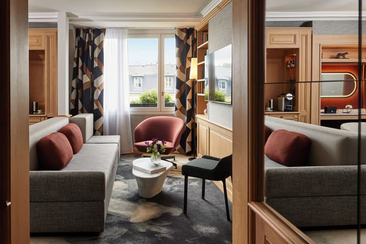 Sofitel Paris Baltimore Tour Eiffel Hotel