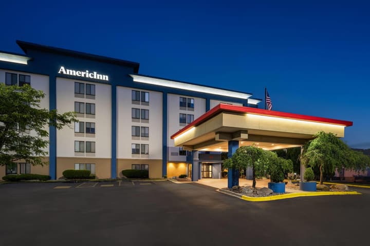 AmericInn by Wyndham Madison West