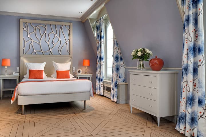 Splendid Etoile Hotel