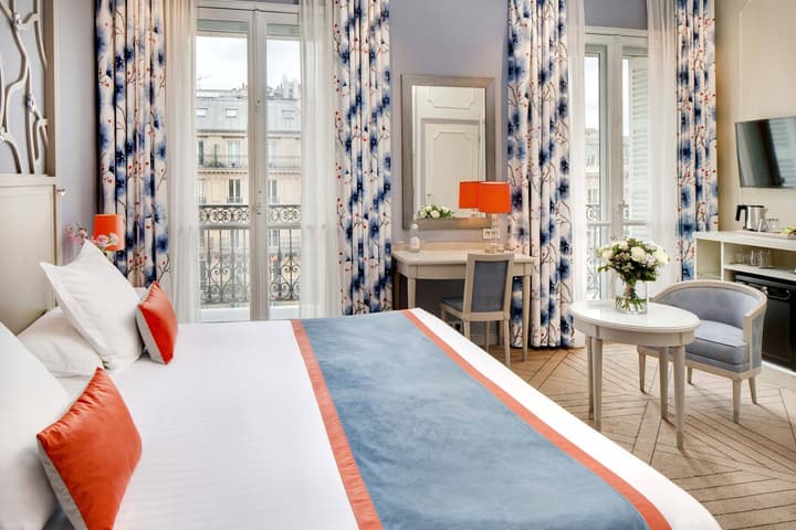 Splendid Etoile Hotel