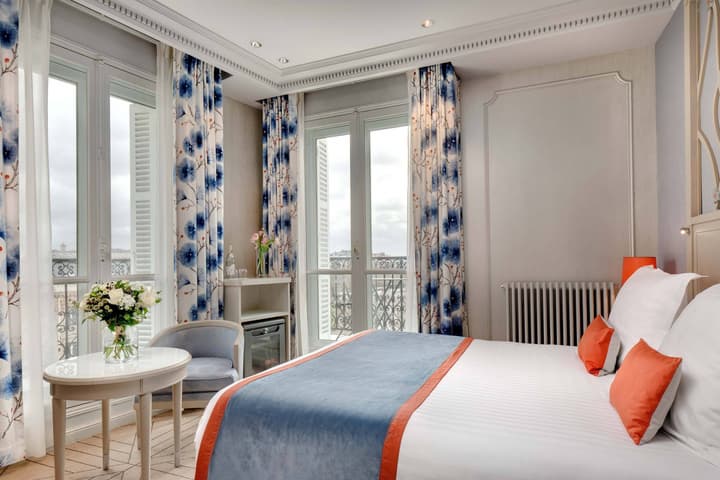 Splendid Etoile Hotel