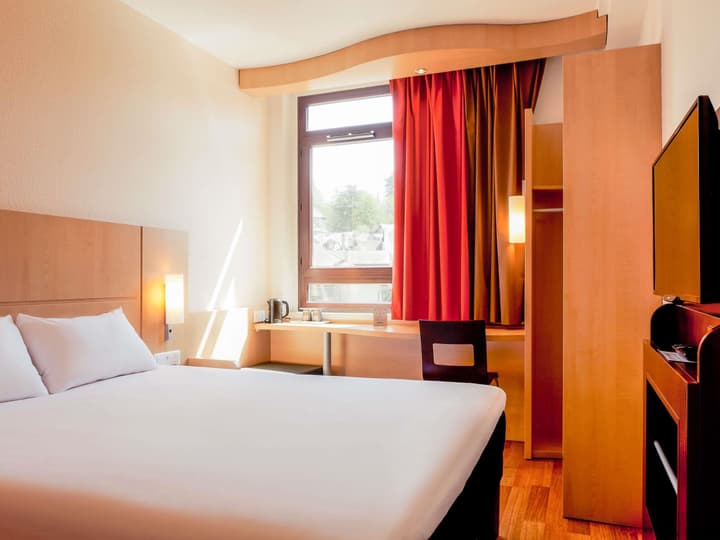 Hôtel ibis Annecy Centre Vieille Ville