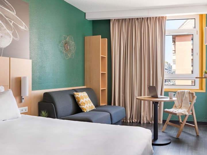 Hôtel ibis Annecy Centre Vieille Ville