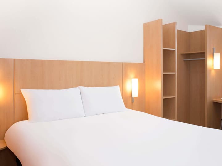 Hôtel ibis Annecy Centre Vieille Ville