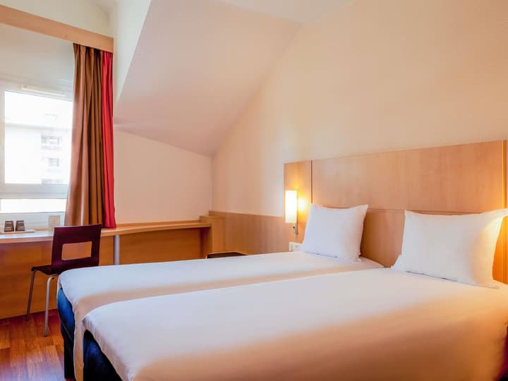 Hôtel ibis Annecy Centre Vieille Ville