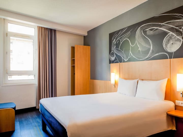 Hôtel ibis Annecy Centre Vieille Ville