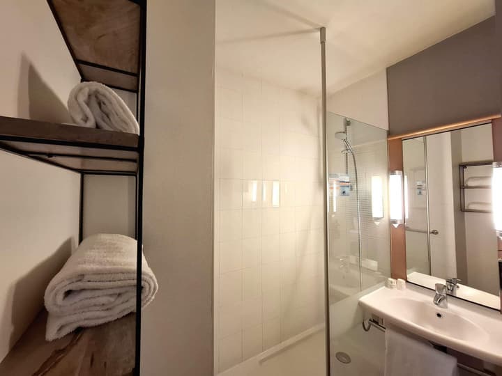 Hôtel ibis Annecy Centre Vieille Ville