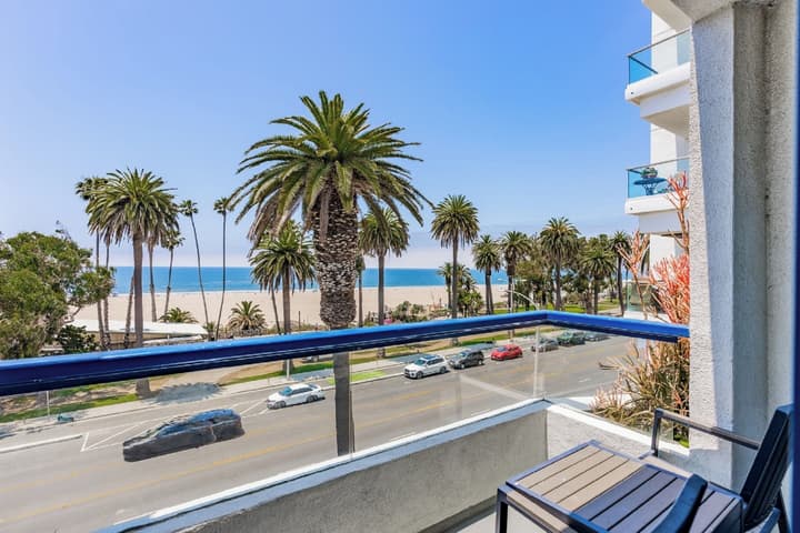 Ocean View Hotel