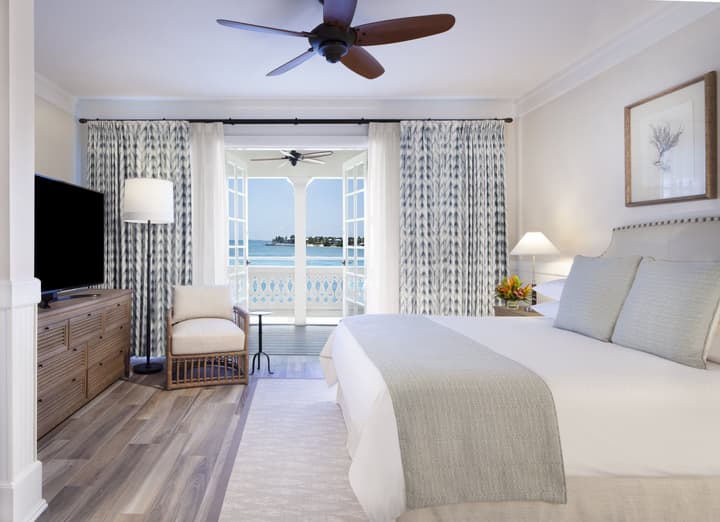 Pier House Resort & Spa
