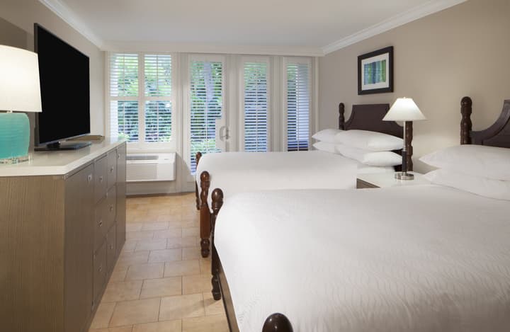 Pier House Resort & Spa