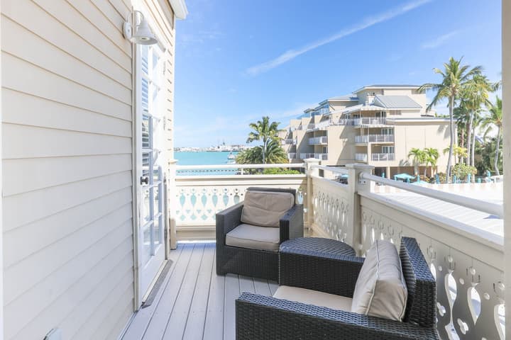 Pier House Resort & Spa