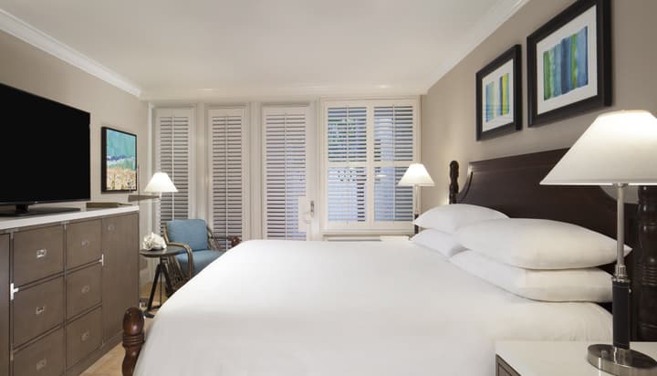 Pier House Resort & Spa