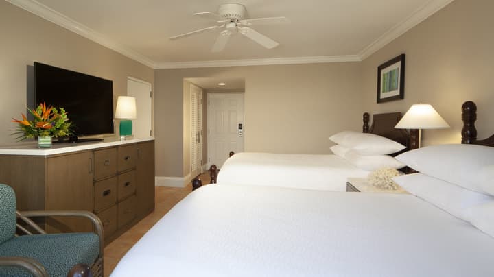 Pier House Resort & Spa