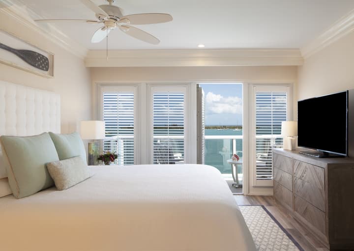Pier House Resort & Spa