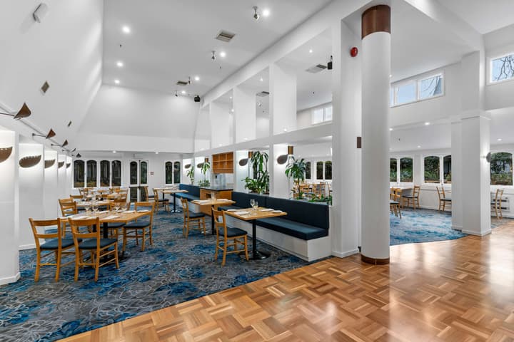 Chateau on the Park - Christchurch, a DoubleTree by Hilton