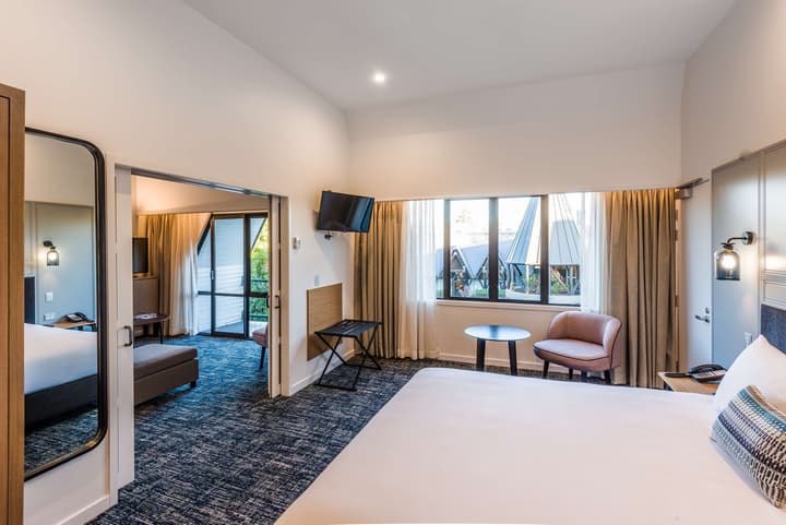 Chateau on the Park - Christchurch, a DoubleTree by Hilton