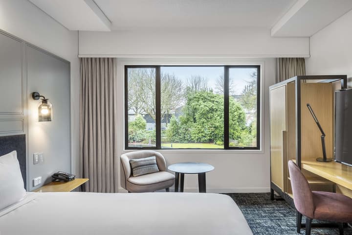 Chateau on the Park - Christchurch, a DoubleTree by Hilton