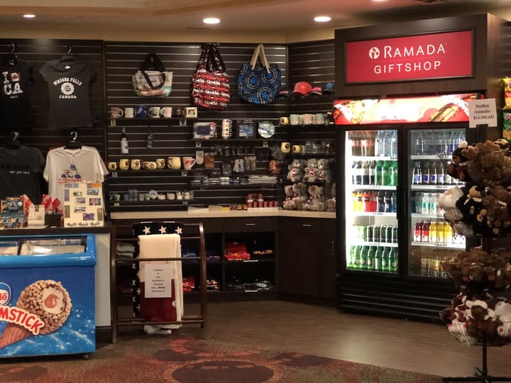 Ramada by Wyndham Niagara Falls/Fallsview