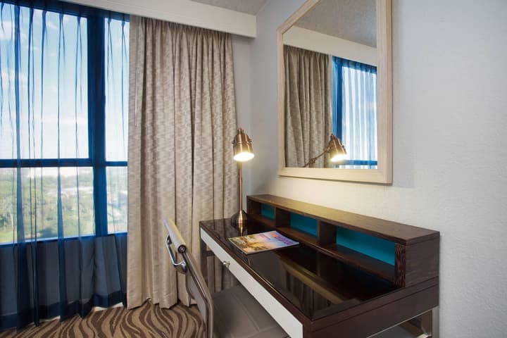 Wyndham Lake Buena Vista – Disney Springs® Area