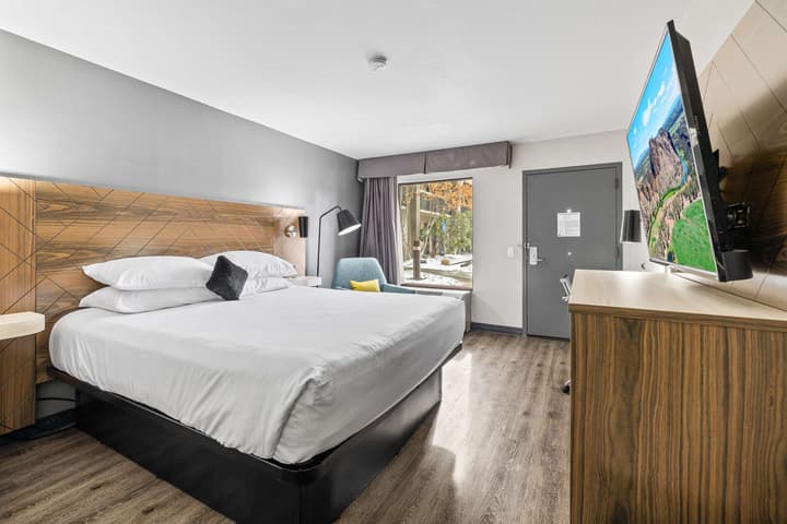 Red Lion Inn & Suites Deschutes River Bend