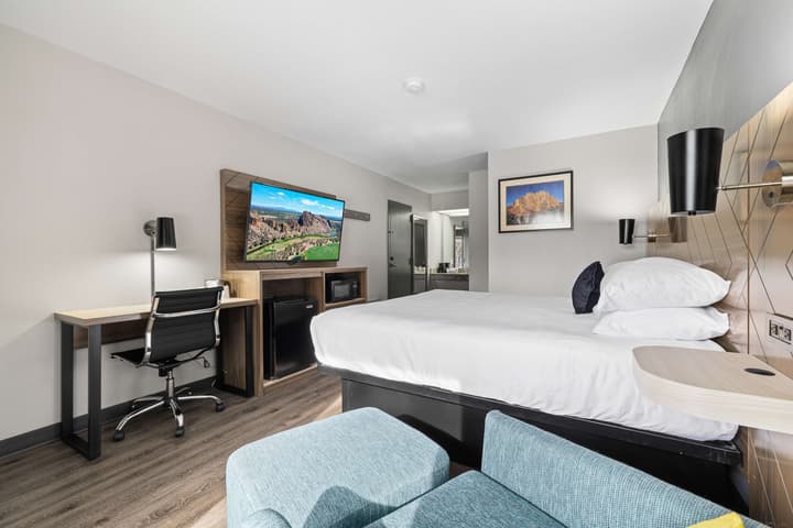Red Lion Inn & Suites Deschutes River Bend