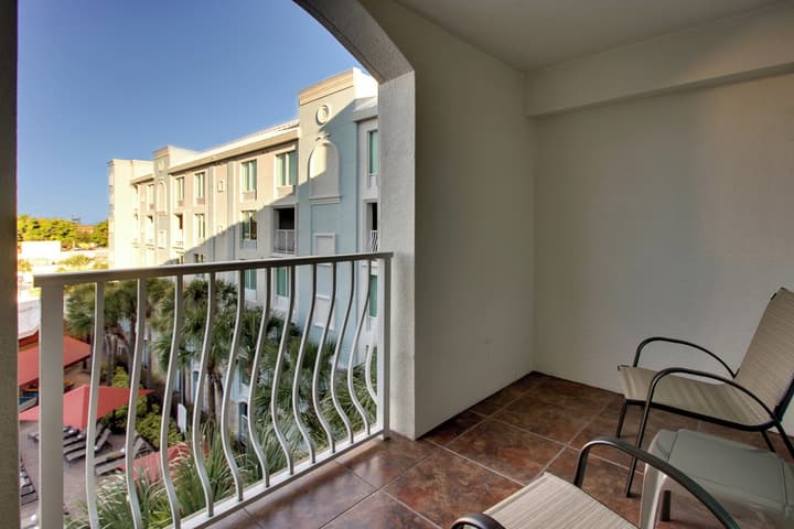 Holiday Inn Resort Orlando - Lake Buena Vista by IHG