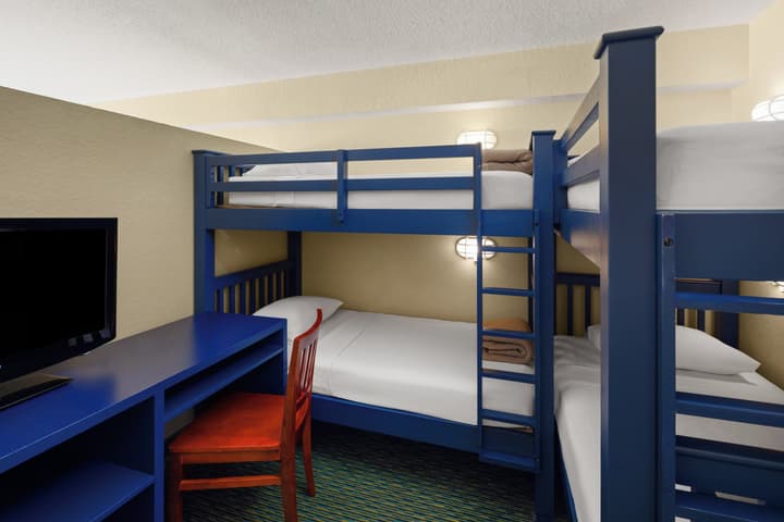 Holiday Inn Resort Orlando - Lake Buena Vista by IHG
