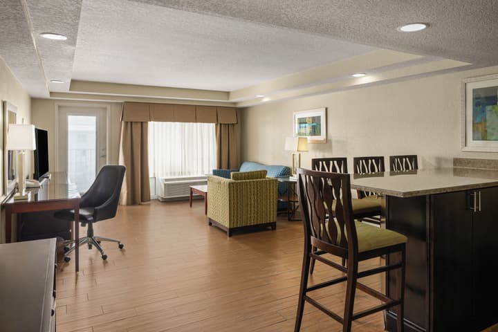 Holiday Inn Resort Orlando - Lake Buena Vista by IHG