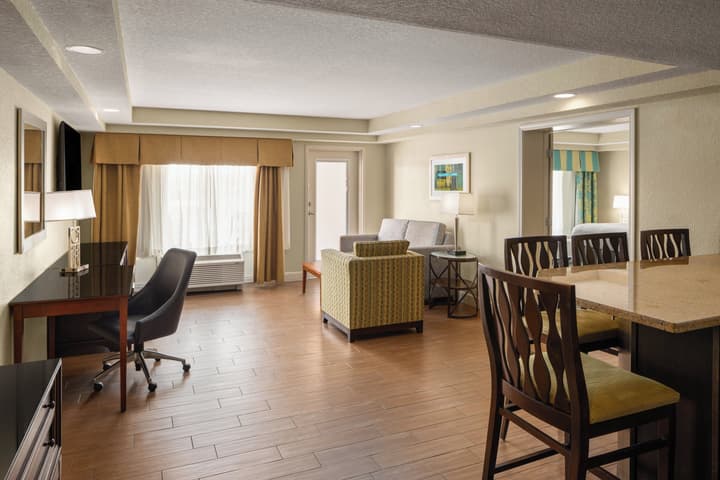 Holiday Inn Resort Orlando - Lake Buena Vista by IHG