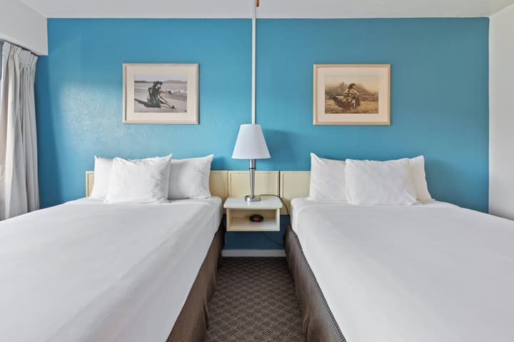 Maui Seaside Hotel