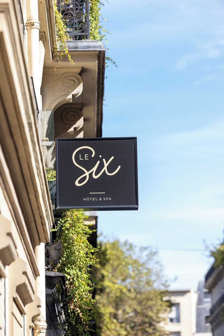 Hotel Le Six