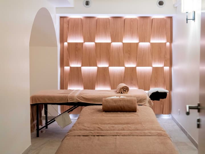 Hotel Le Six