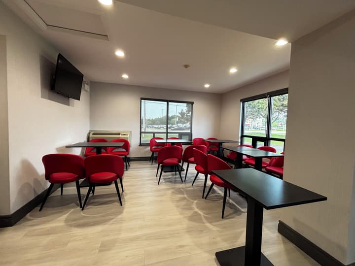 Ramada by Wyndham Kingston