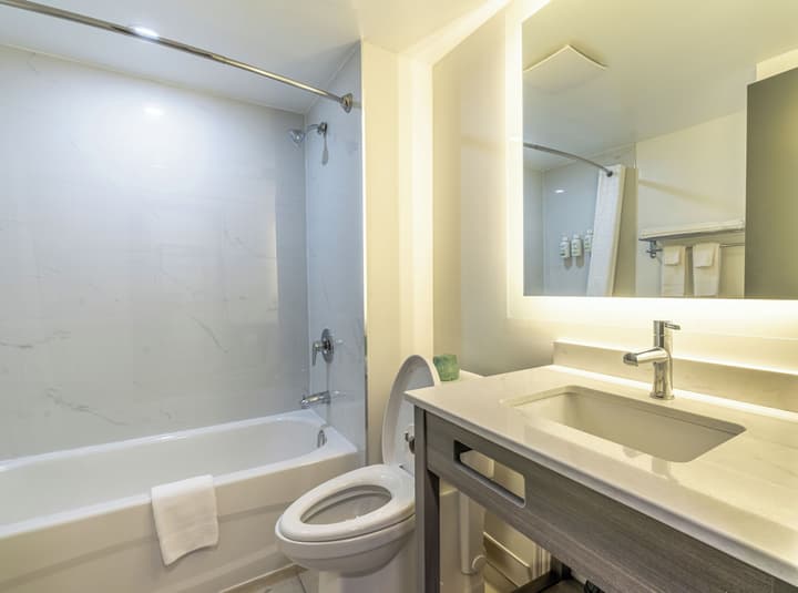Ramada by Wyndham Kingston