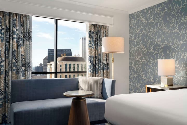Hilton New Orleans Riverside