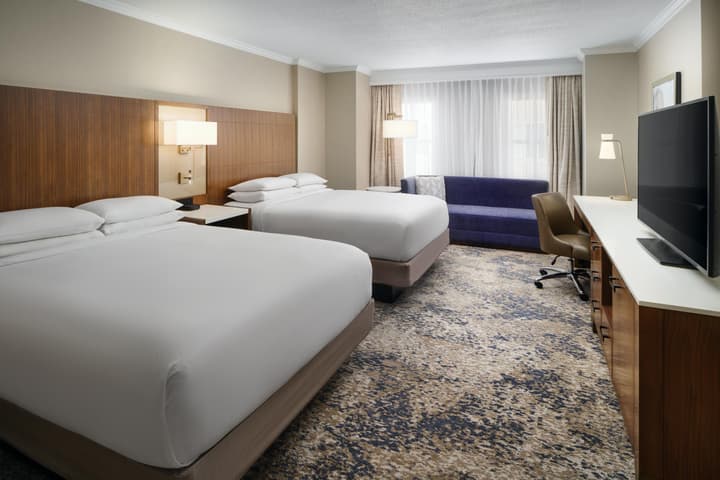 Hilton New Orleans Riverside
