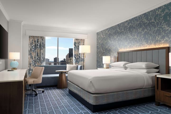 Hilton New Orleans Riverside