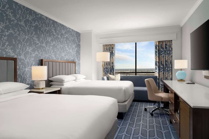 Hilton New Orleans Riverside
