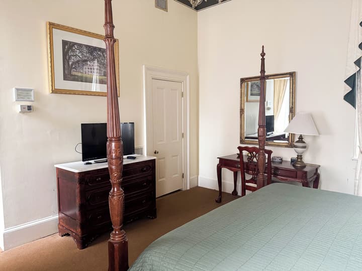 The Guest House Historic Mansion