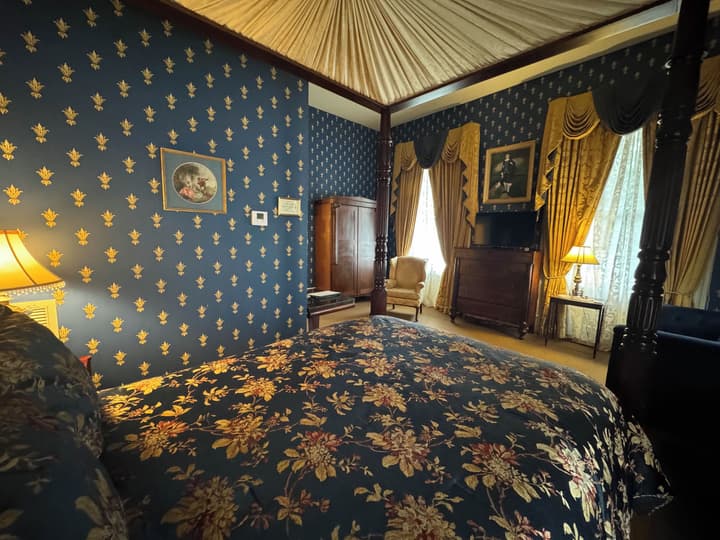 The Guest House Historic Mansion