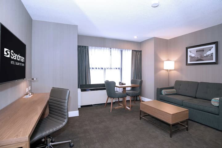 Sandman Signature Calgary Downtown Hotel