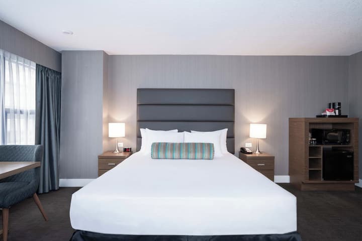 Sandman Signature Calgary Downtown Hotel